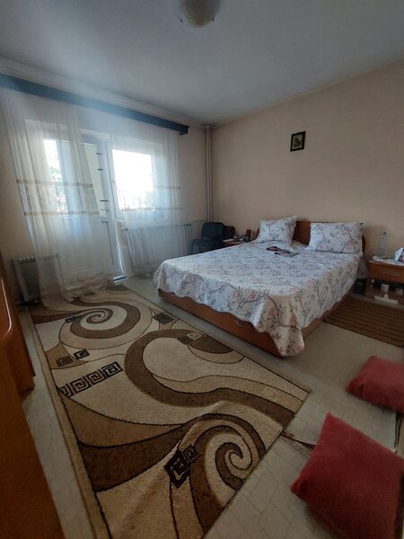 Parc Sebastian, Str. Dumbrava Noua, langa parc ap. 3 camere de vanzare